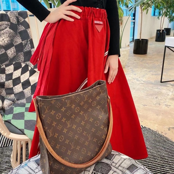 Sale! Louis Vuitton Looping GM - Picture 1 of 16